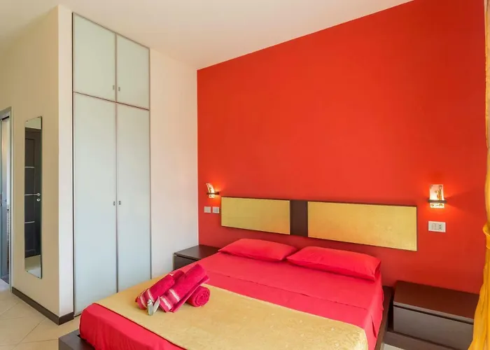 Bed and Breakfast Karma 4*